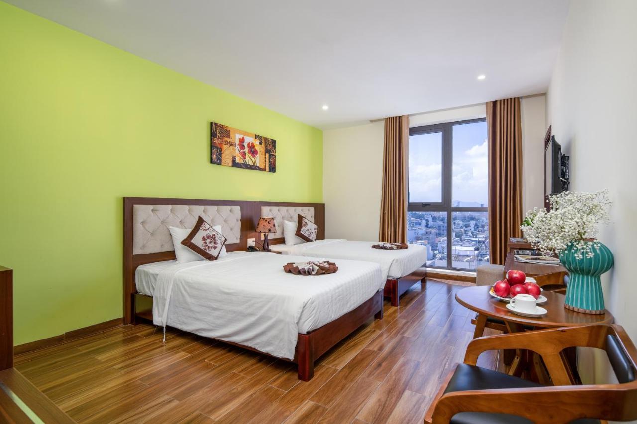 Tay Bac Hotel Da Nang Exterior foto
