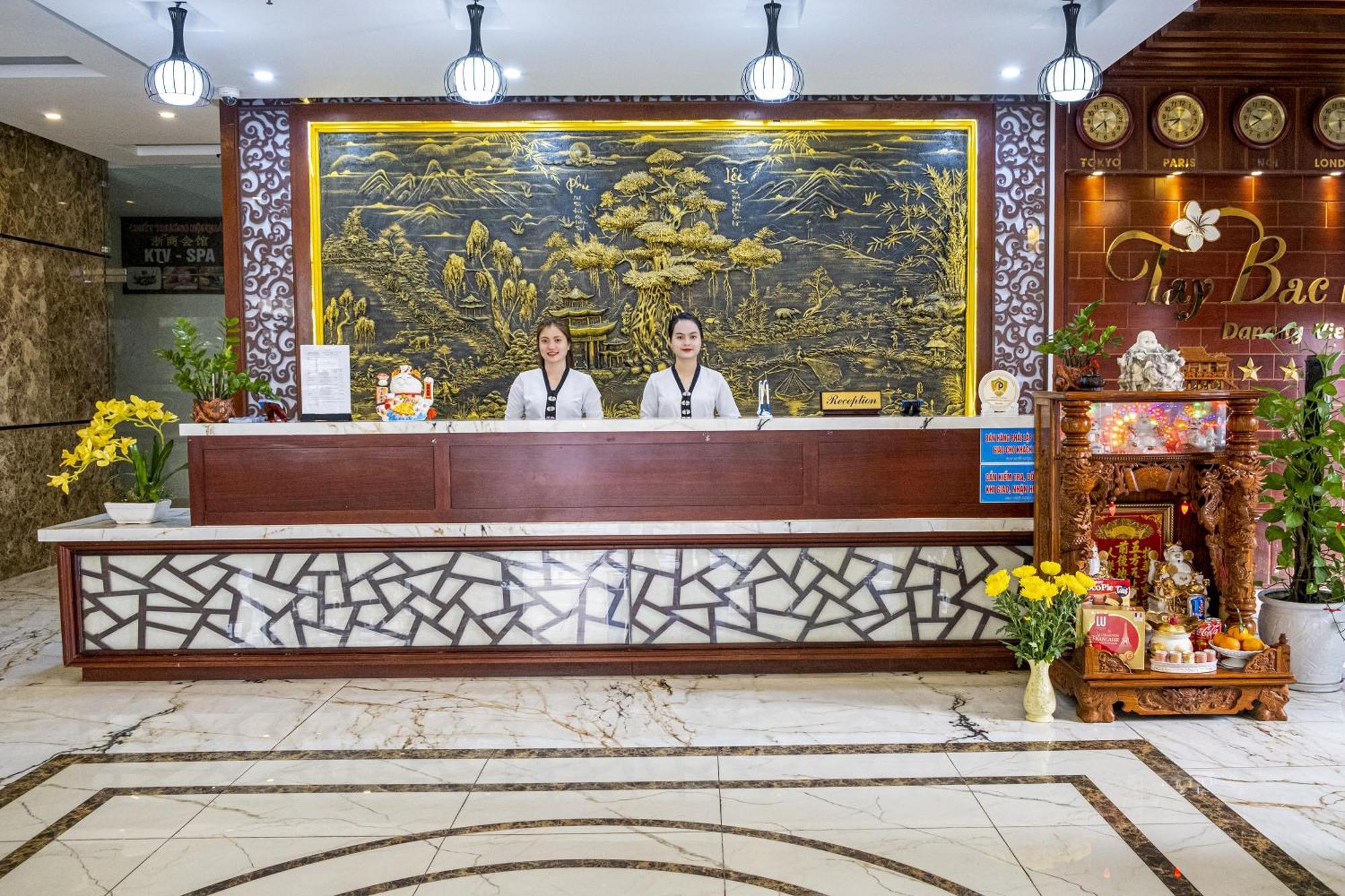Tay Bac Hotel Da Nang Exterior foto