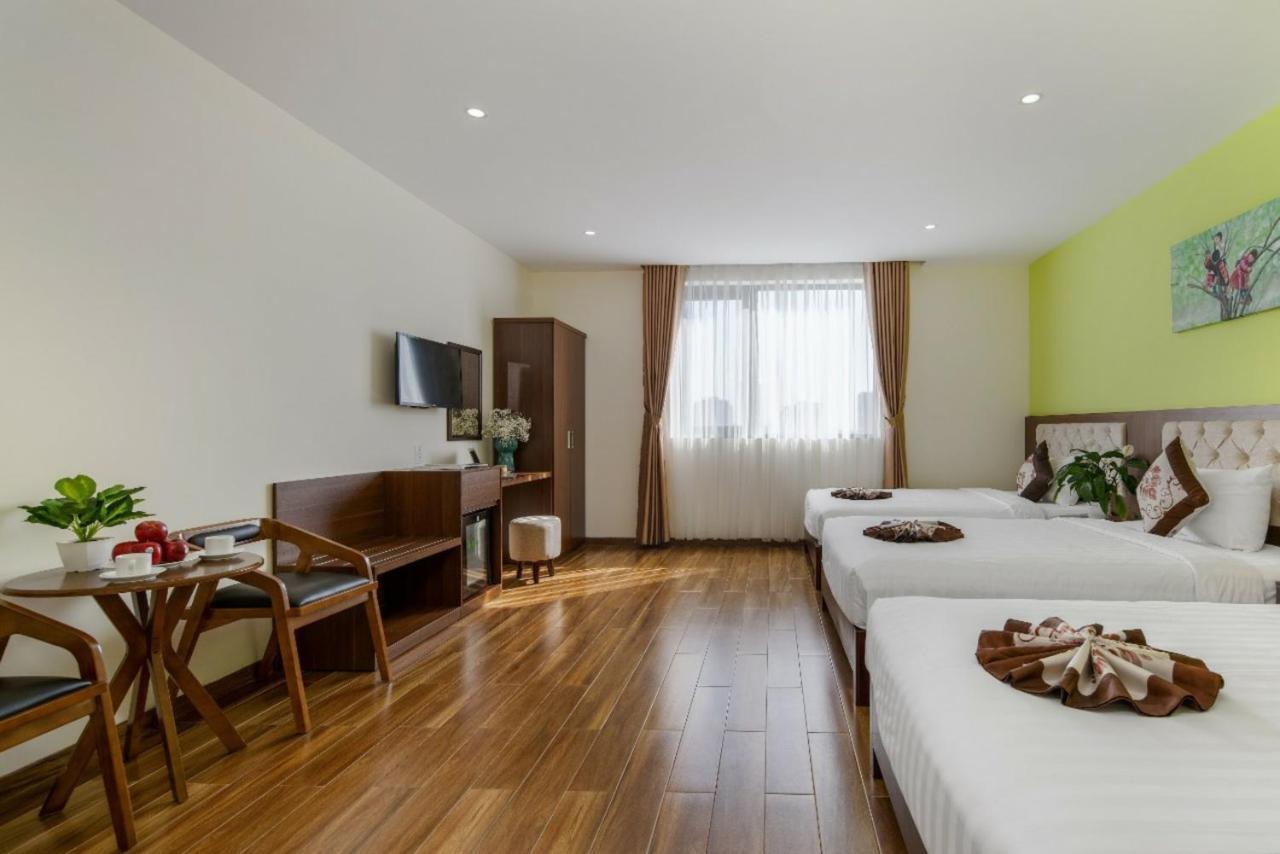 Tay Bac Hotel Da Nang Exterior foto